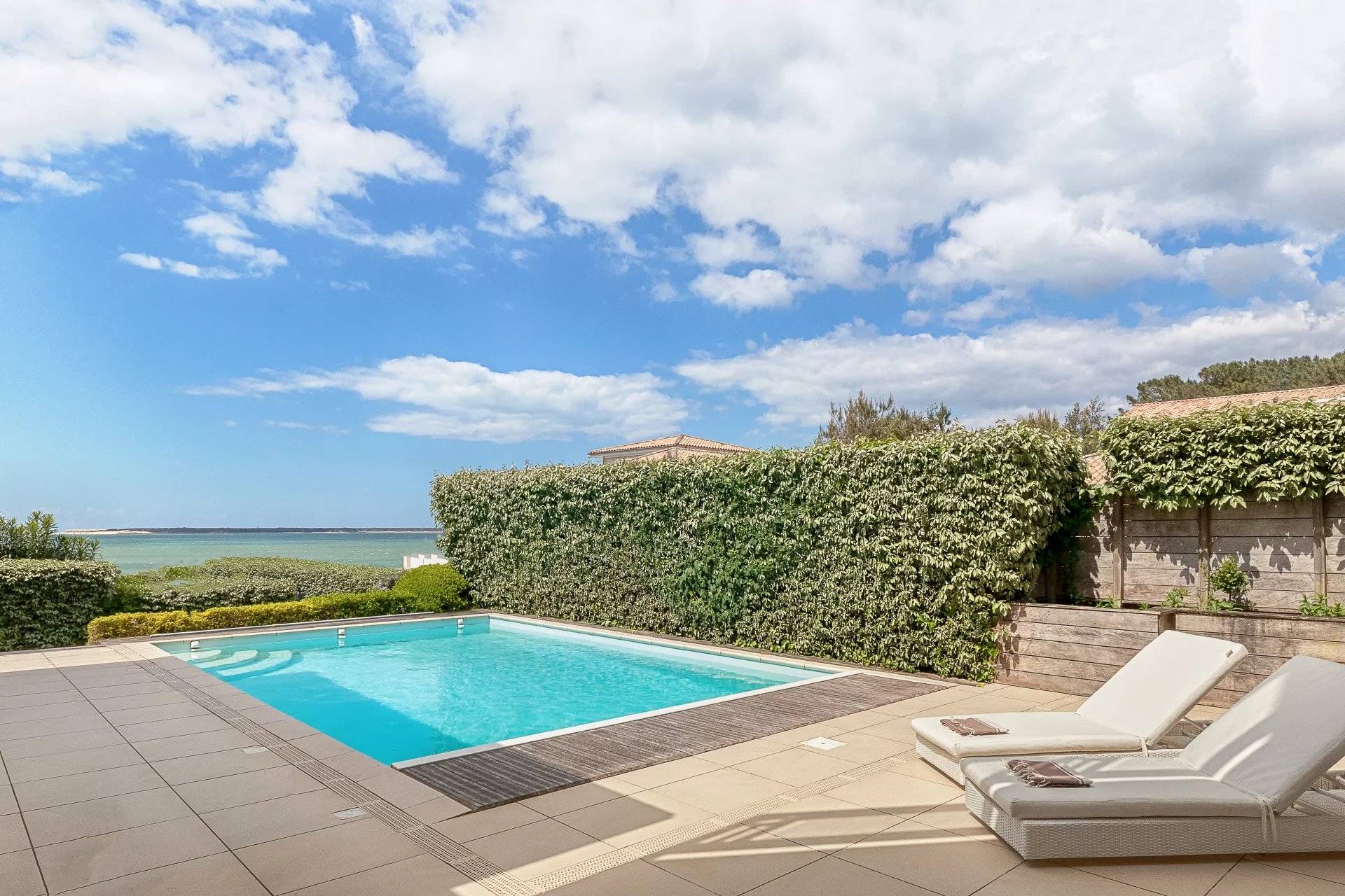 VILLA PISCINE VUE MER PYLA