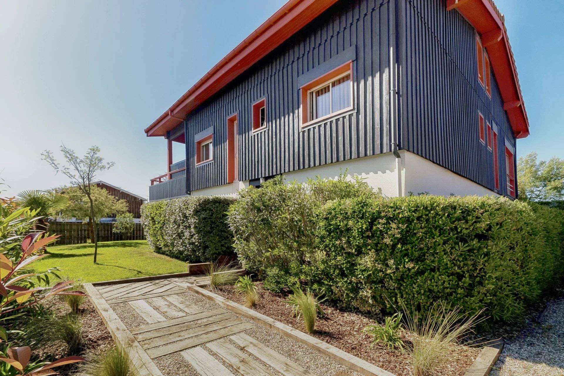 VILLA LA TESTE DE BUCH À VENDRE