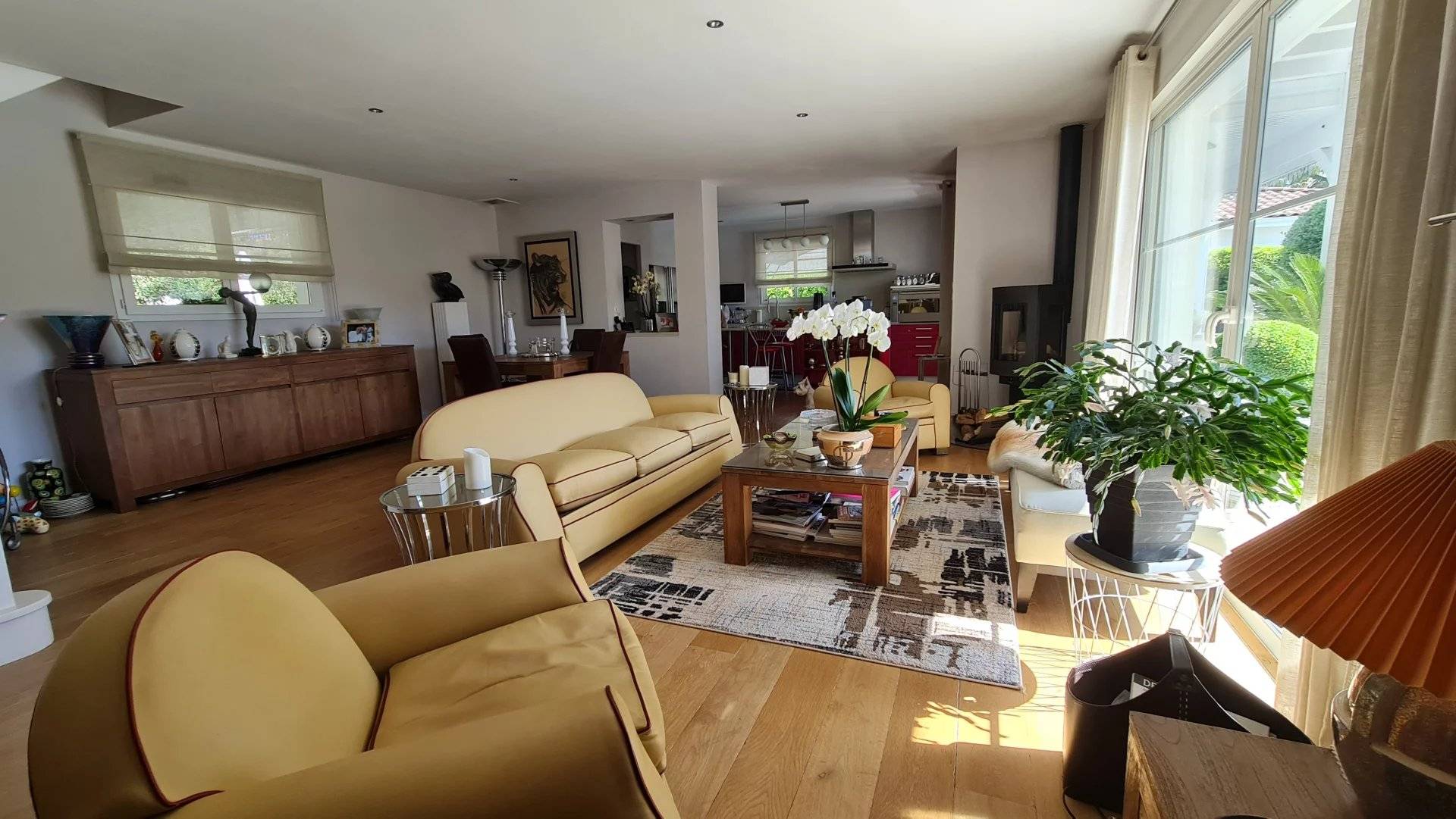 MAISON À VENDRE AVEC PISCINE À LA TESTE