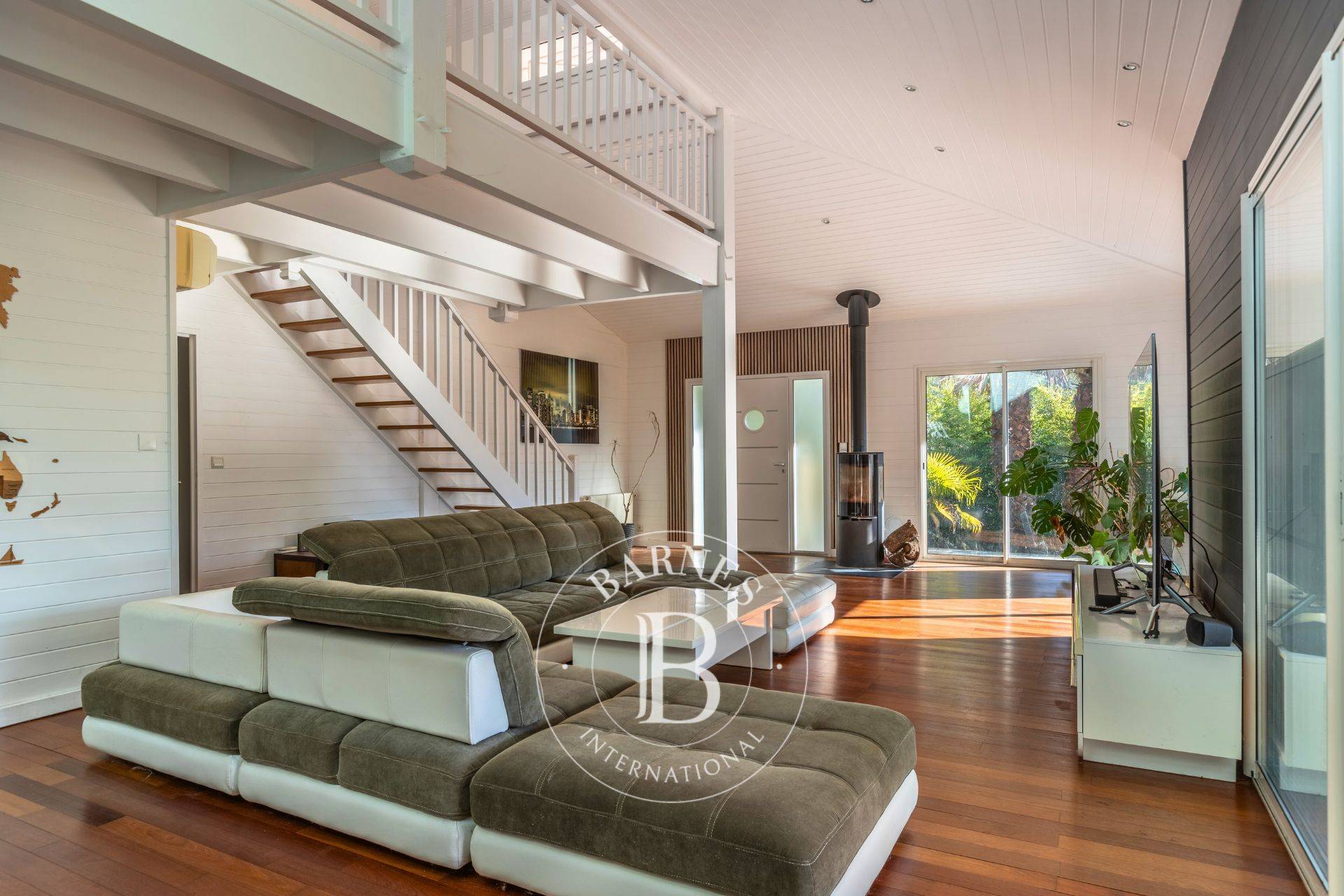 Barnes Bassin d’Arcachon, agence immobilière spécialisée dans les biens d’exceptiona