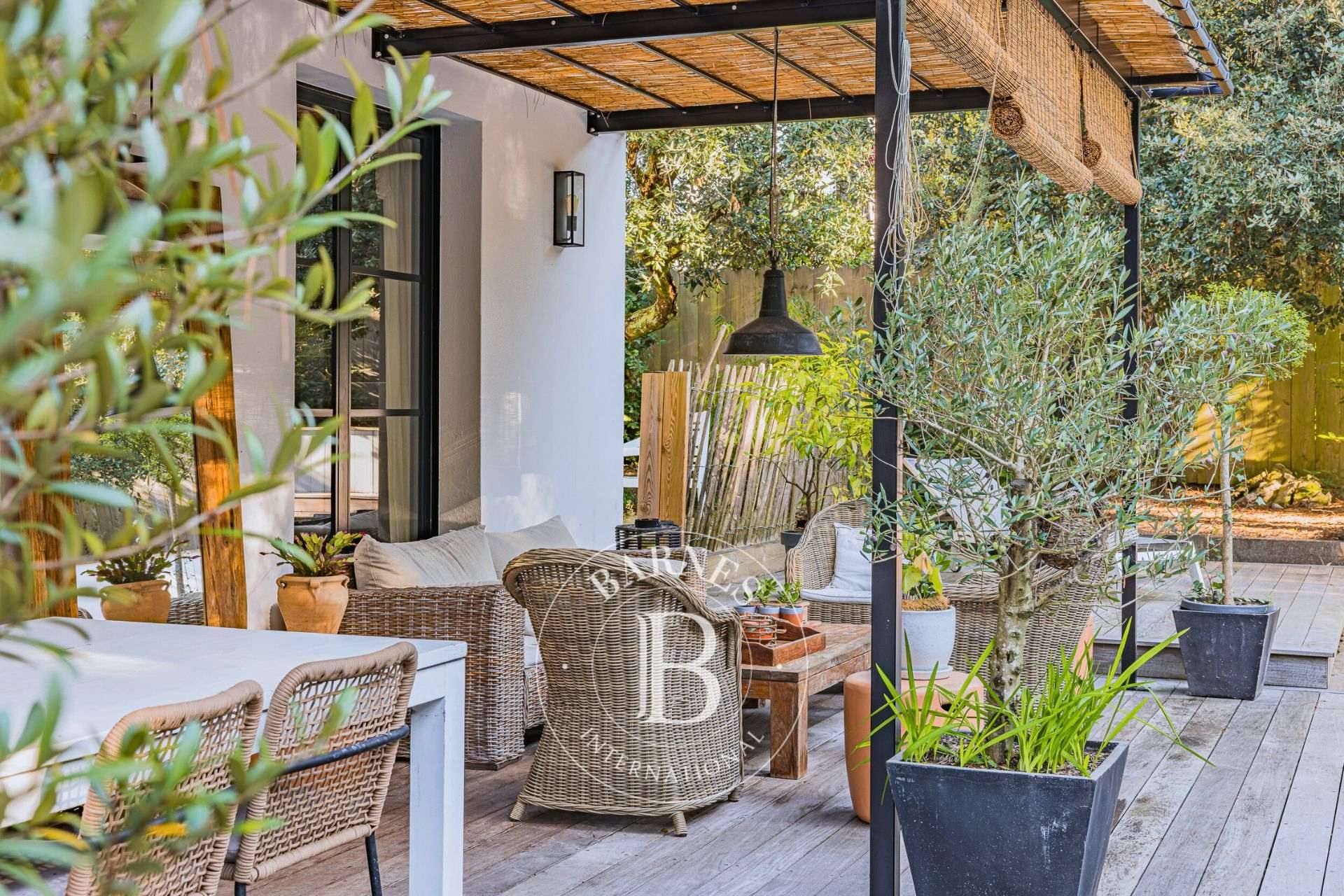 Maison de prestige avec annexe et piscine, Bassin d’Arcachon