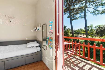 annexe avec cuisine d’été et salle de cinéma Pyla-sur-Mer