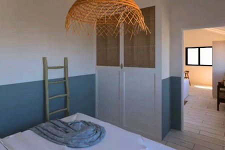 AGENCE BARNES CAP FERRET