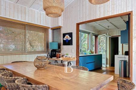 VILLA EN BOIS À 150 M DU BASSIN AU CAP FERRET