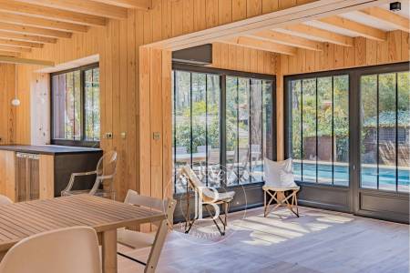 Buanderie et cave à vin dans villa bois – Bassin d’Arcachon