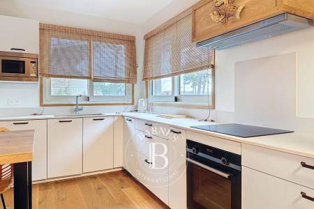 VILLA FAMILIALE RÉNOVÉE AVEC PISCINE À PIRAILLAN, SUR LA PRESQU’ÎLE DU CAP FERRET