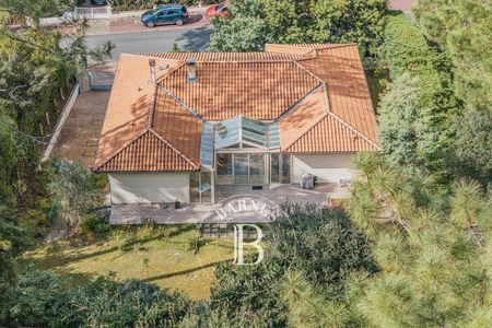 MAISON FAMILIALE DE 5 CHAMBRES AU PYLA-SUR-MER, PROCHE MOULLEAU