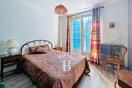 MAISON FAMILIALE AVEC 4 CHAMBRES, JARDIN ET GRAND GARAGE AUX ABATILLES À ARCACHON