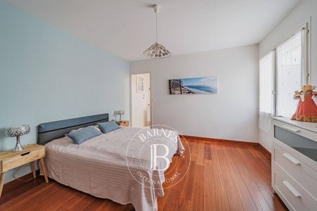 Villa familiale de 180 m² nichée dans un écrin de verdure au Pyla-sur-Mer