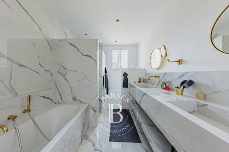 jardin paysager avec brasero et terrain de pétanque – Bassin d’Arcachon