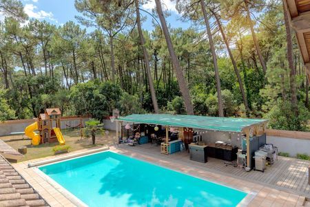A VENDRE VILLA LA TESTE SUR LA FORET