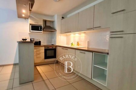 Lumineux T3 à Arcachon avec grande terrasse et deux chambres spacieuses