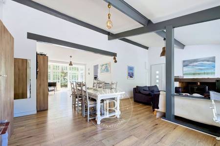 VILLA FERRET CAPIENNE À RÉNOVER AU CŒUR DES 44 HECTARES AU CAP FERRET