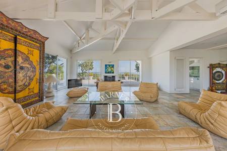 villa de prestige avec grand terrain paysager