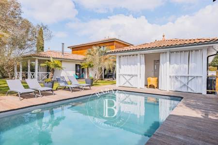 maison rénovée de prestige avec dépendance Gujan-Mestras