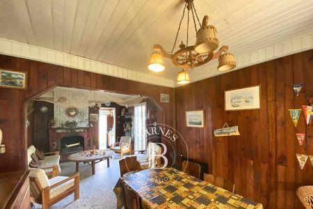 Immobilier de luxe Cap Ferret, villa avec garage et jardin