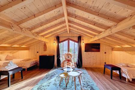VILLA STYLE CABANE BOIS AVEC PISCINE DANS LE VILLAGE DU CANON, SUR LA PRESQU’ÎLE DU CAP FERRET