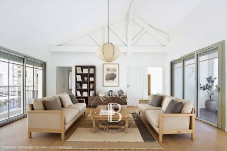 SUPERBE APPARTEMENT AVEC LOGGIA À 50 MÈTRES DU BASSIN