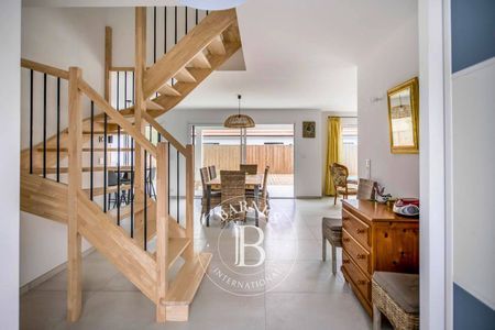 Maison neuve en centre-ville, Bassin d’Arcachon immobilier de prestige