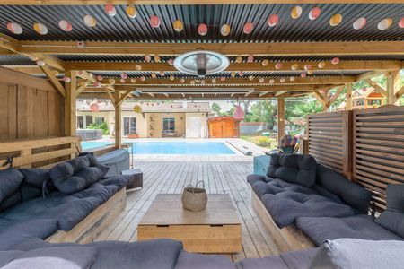 GRANDE VILLA FAMILIALE AVEC PISCINE A VENDRE QUARTIER RÉSIDENTIEL LA TESTE