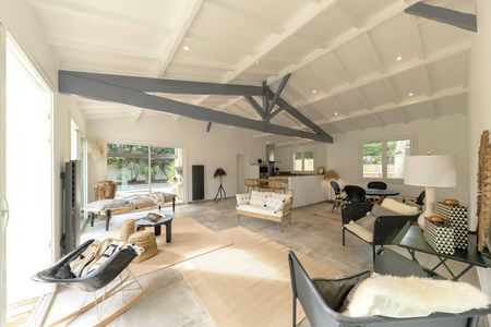 A VENDRE LA HUME JOLIE VILLA AVEC PISCINE