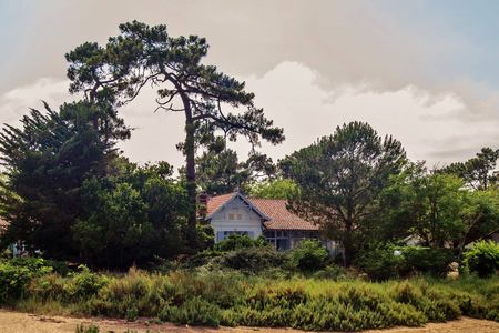 ACHETER UNE VILLA LES PIEDS DANS L'EAU