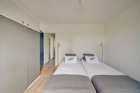 VILLA DE 4 CHAMBRES A VENDRE AUX ABATILLES