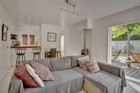 VILLA AVEC PAVILLON D'INVITÉS A VENDRE PROCHE OCEAN CAP FERRET