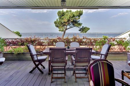 ACHAT GRAND APPARTEMENT SUR LE MOULLEAU