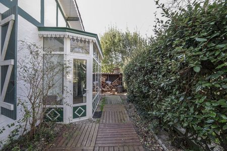 ANNONCES IMMOBILIÈRES DE VILLAS A VENDRE PROCHE DÉBARCADÈRE DE L'ESCALE