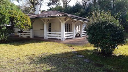Notre zone d'activité pour ce service Cabane de style Bartherotte à la vente
