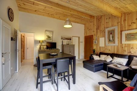 CABANE EN BOIS A AGRANDIR A VENDRE CAP FERRET