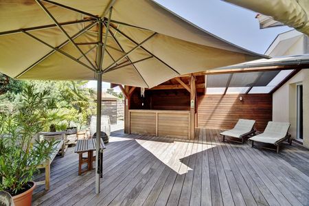 VILLA DE 7 PIÈCES A VENDRE LEGE CAP FERRET