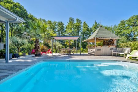 PROCHE PORT D'audenge jolie villa avec piscine