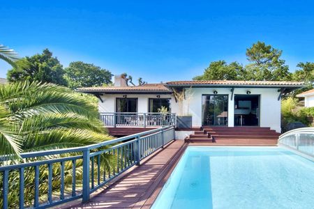 VILLA DE STYLE GAUME A VENDRE QUARTIER PEREIRE ARCACHON