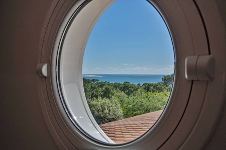 VILLA D'ARCHITECTE DE 7 PIECES 6 CHAMBRES A VENDRE PYLA SUR MER