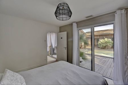 JOLIE VILLA DE 4 CHAMBRES À VENDRE LA TESTE