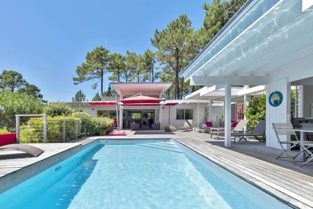 A VENDRE LÈGE CAP FERRET BELLE VILLA AVEC PISCINE