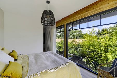 A VENDRE LA TESTE PROCHE PYLA VILLA CONTEMPORAINE DE 4 CHAMBRES DONT 2 SUITES