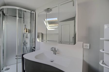 VILLA ARCACHONNAISE DE CHARME A VENDRE ARCACHON CENTRE AVEC GARAGE