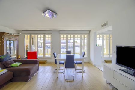 A VENDRE AU COEUR D'ARCACHON JOLI 3 PIÈCES VUE MER