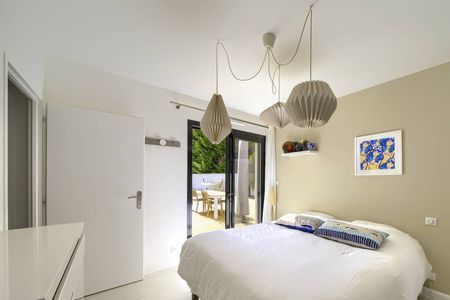 JOLIE CONTEMPRAINE DE 4 CHAMBRES A VENDRE LA TESTE