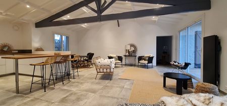 A VENDRE LA HUME QUARTIER DE GUJAN MESTRAS VILLA AVEC PISCINE SUR PARCELLE DE PLUS DE 900 M2