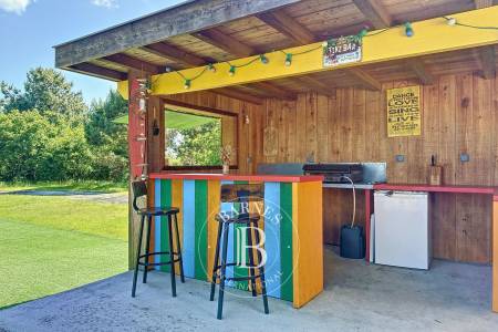 garage pour bateau ou véhicule collection