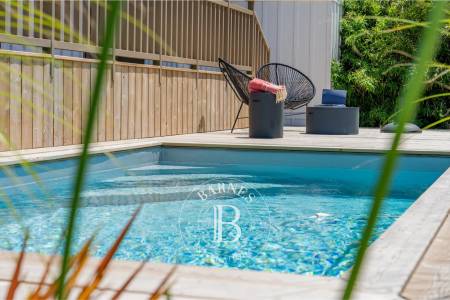 VILLA AVEC PISCINE AU CENTRE DU CAP FERRET