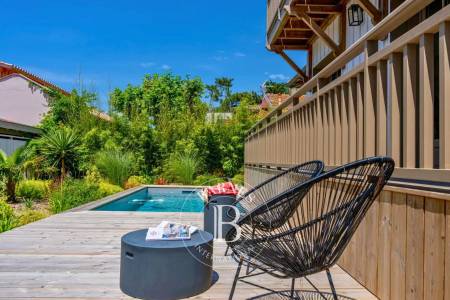 VILLA AVEC PISCINE AU CENTRE DU CAP FERRET