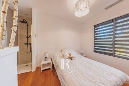 EXCEPTIONNELLE PROPRIÉTÉ AVEC PISCINE ET PROCHE PLAGE, AU PYLA-SUR-MER