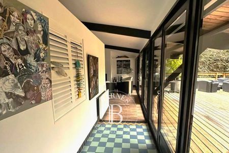 Studio indépendant avec vue sur la piscine - Barnes Bassin d’Arcachon.