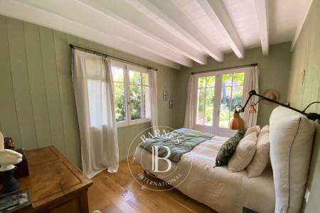 Suite parentale avec dressing et salle de bain sur la Presqu’île du Cap Ferret