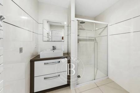 appartement avec parking privatif et local vélo à Arcachon
